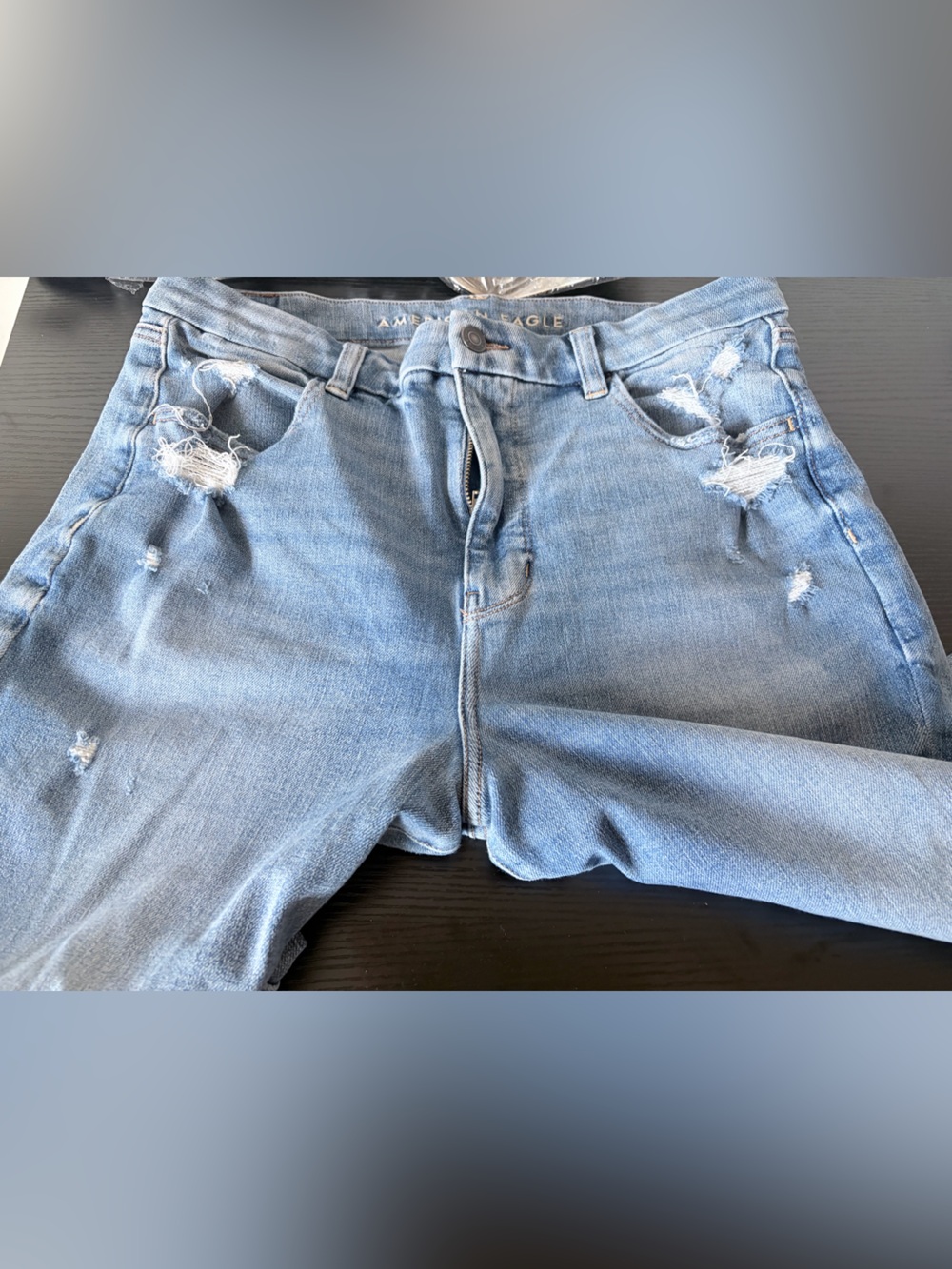 American Eagle Outfitters Light Wash Distressed Skinny Jeans - Picture 5 of 12